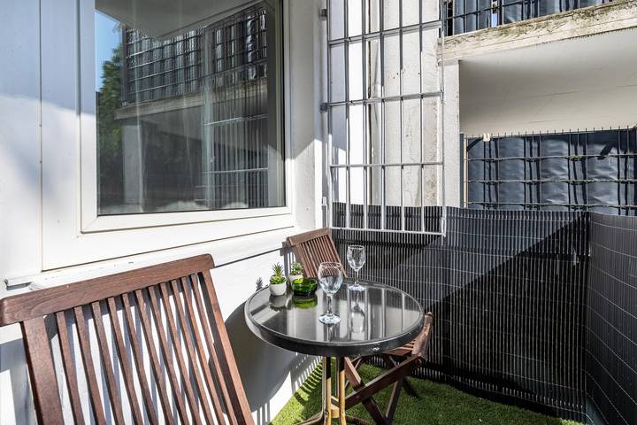 Hel lejlighed, Apartment 'Art Home -  Mit Balkon' with Balcony and Wi-Fi in Meiderich/Beeck, Duisburg