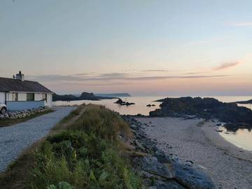 Location de vacances pour 8 personnes, avec vue et jardin à Ballintoy