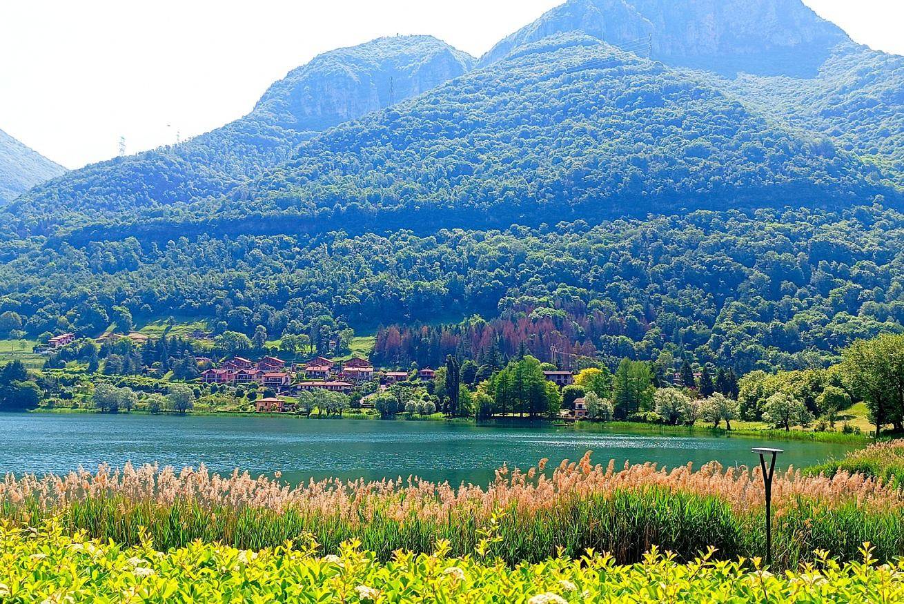 Ganze Wohnung, Ferienwohnung für 2 Personen mit Pool in Spinone al Lago, Prealpi Bergamasche Orientali