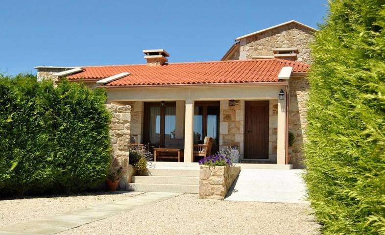Chalet para 11 personas, con Terraza y Jardín además de Piscina y Vistas en Salnés - 2