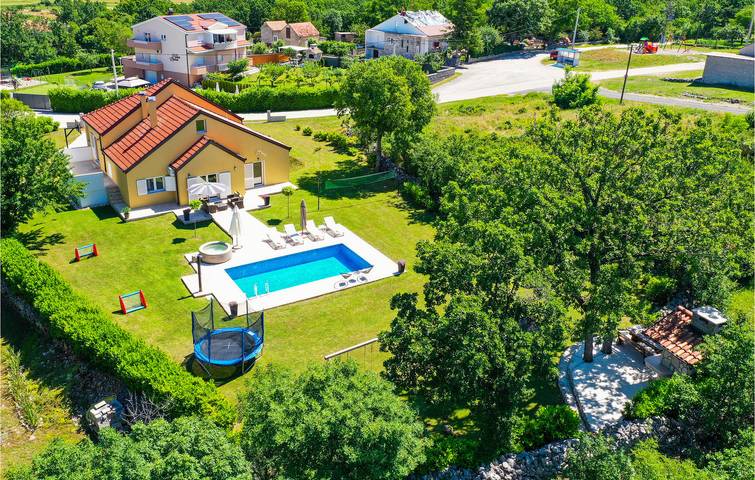 Ferienhaus für 8 Personen, mit Terrasse - 1