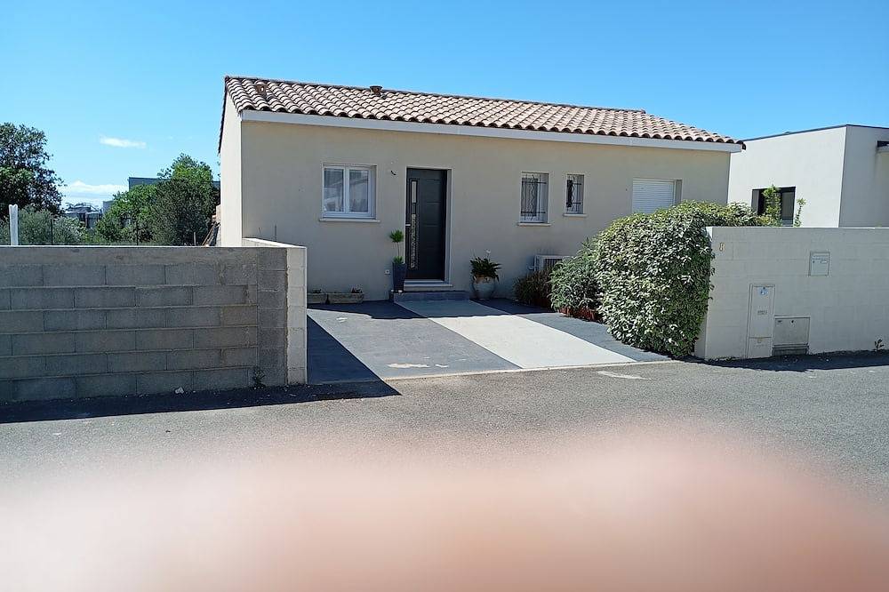 Charming single-storey house in a quiet location in Pomérols, Côte d'Améthyste