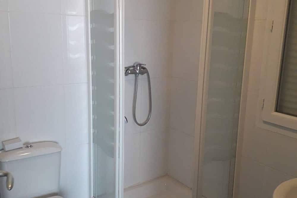 Appartement entier, Appartement cosy 4 pers avec accès pistes, lave-vaisselle, lave-linge, casier à skis, parking gratuit in La Pierre Saint-Martin, Arette