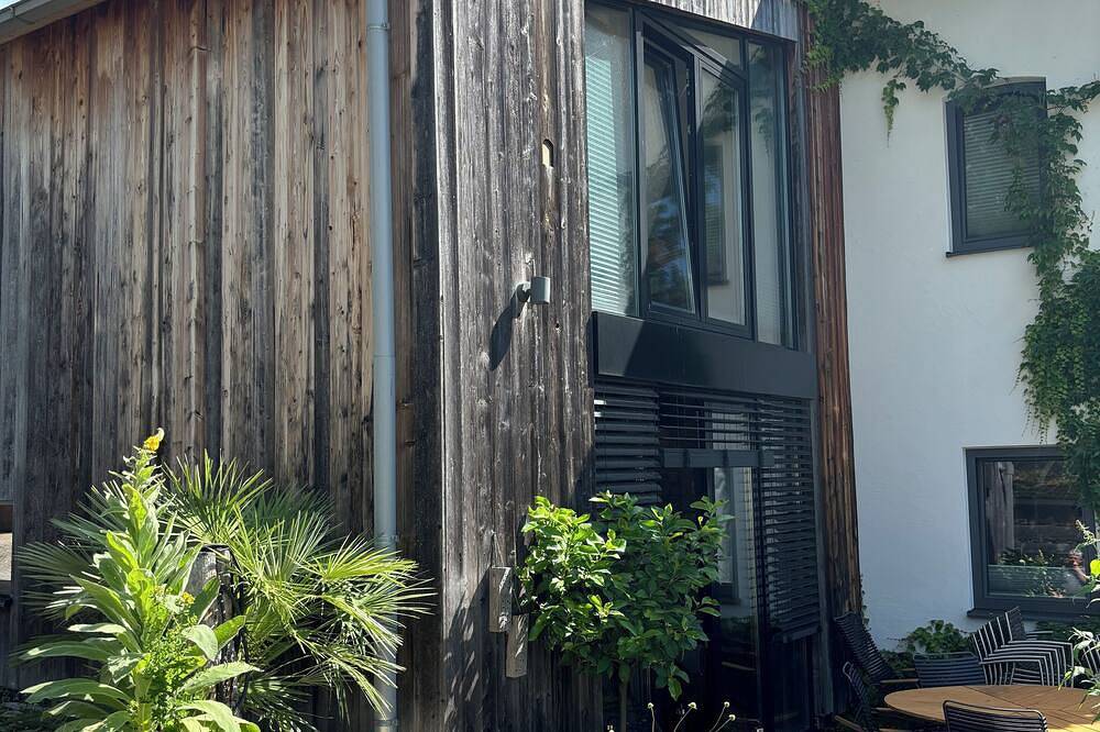 Scheunenumbau von 1860, Tinyhaus mit Terrasse, zwischen München und Chiemsee! in Rosenheim, Oberbayern