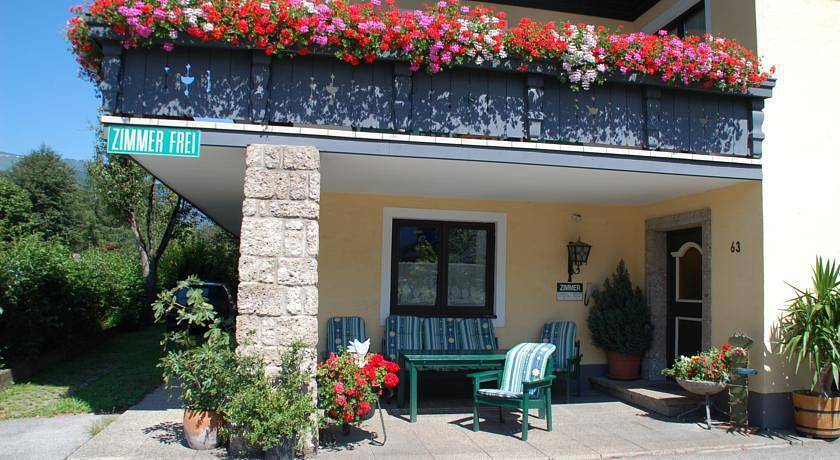 Vierbettzimmer mit Dusche, Wc in Golling an der Salzach, Tennengau