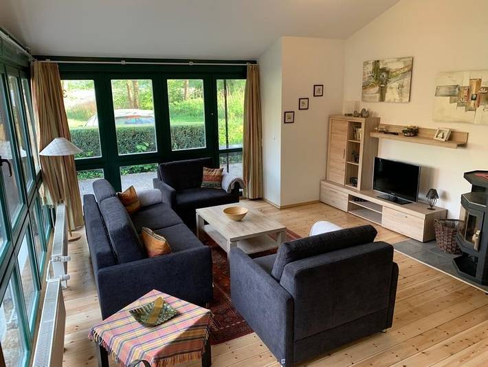 Ferienhaus für 5 Personen, mit Terrasse und Garten sowie Seeblick in Jabel - 2