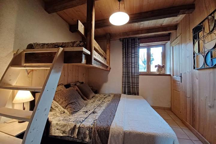 Appartement entier, L'appartement Panoramik dans un Chalet d'Alpage avec une vue exceptionnelle in Champagny-en-Vanoise, Massif de la Vanoise