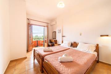 Apartment for 2 People in Paleokastritsa, Corfu, Photo 1