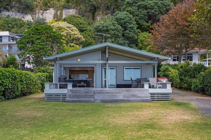 Holiday home for 6 people, with garden in Ōhope