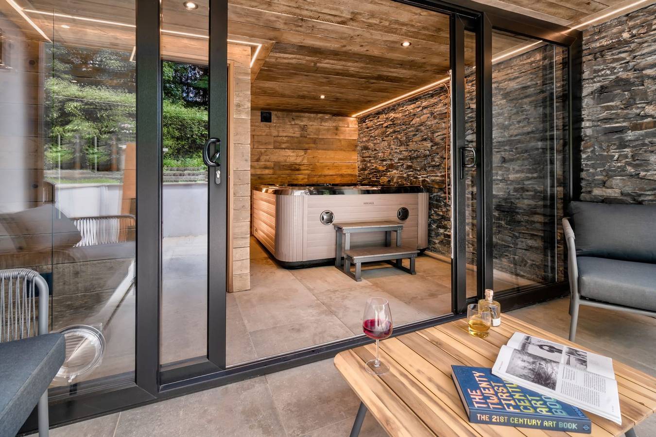 The Hideaway at Higher Longtail in Bowness-on-Windermere, Lake District