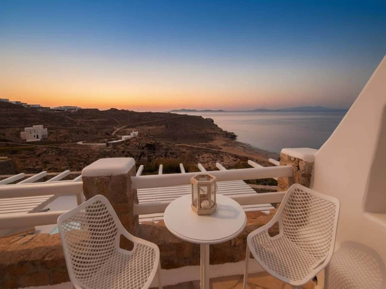 Mykonos Villa for 8 with Pool in Agios Stefanos, Mykonos