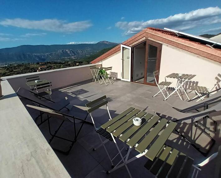 B&b per 2 persone, con panorama e giardino a Ogliastro Cilento