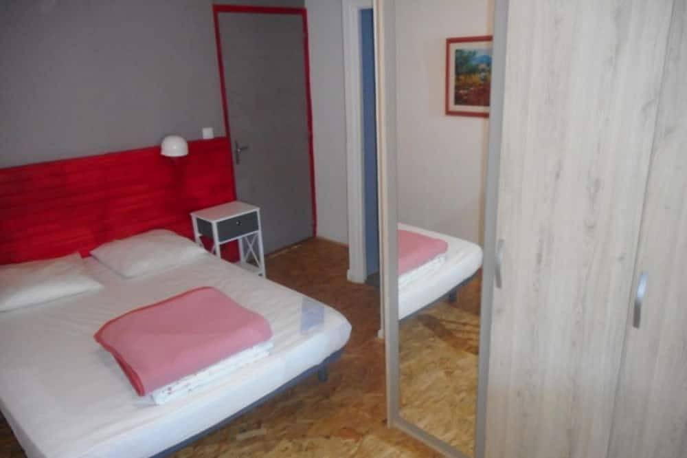 Appartement entier, Appartement 2/4 personnes -chalet 3 *** proche Pic du Midi/Bagnères de Bigorre in Capvern les Bains, Capvern