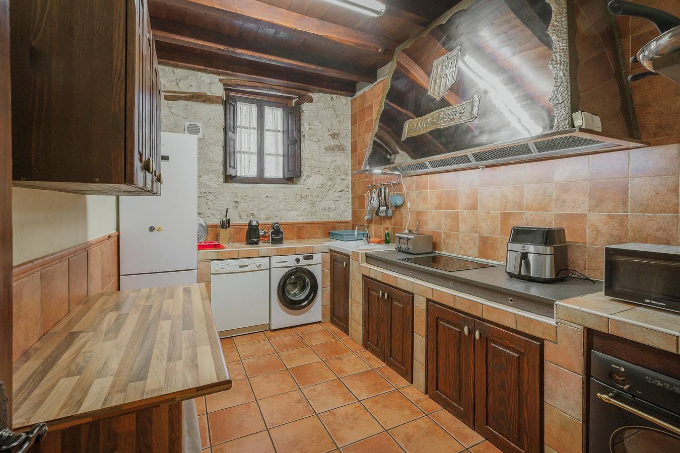Maison de vacances "La Morada Del Cura" avec jardin privé, balcon et Wi-Fi in Calabazas de Fuentidueña, Province de Ségovie