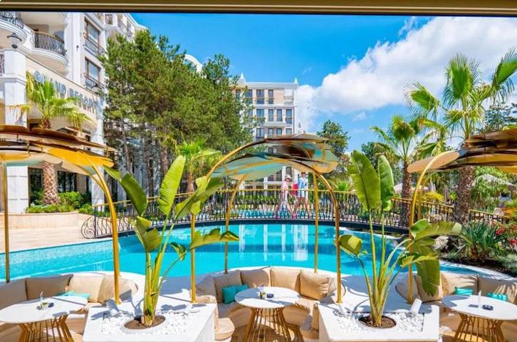 Ośrodek wypoczynkowy dla 3 osób, z sauna i widok oraz basen i ogród w Słoneczny Brzeg