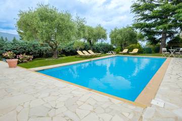 Villa pour 4 Personnes dans Peymeinade, Région de Cannes, Photo 1