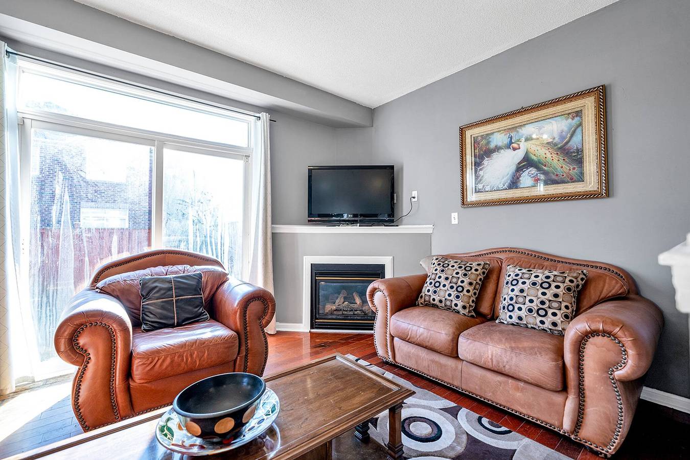 Thrilling Homey Escape In Toronto Area in Ajax, Lake Ontario (Canada)