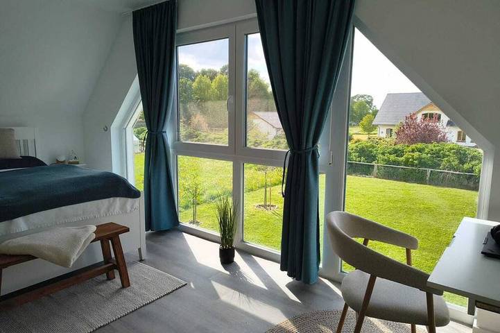 Haus Meerzeit am Bodden zw. Darß/Rügen mit Kamin & Sauna in Altenpleen, Stralsund Umland