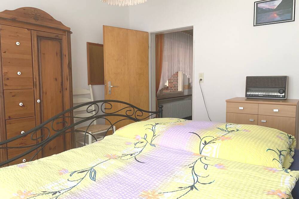 Ganze Wohnung, Ferienwohnung Kastanienhof, 35165 (Eg) - Ferienwohnung Kastanienhof Eg, 35165 in Hesel, Nordseeküste