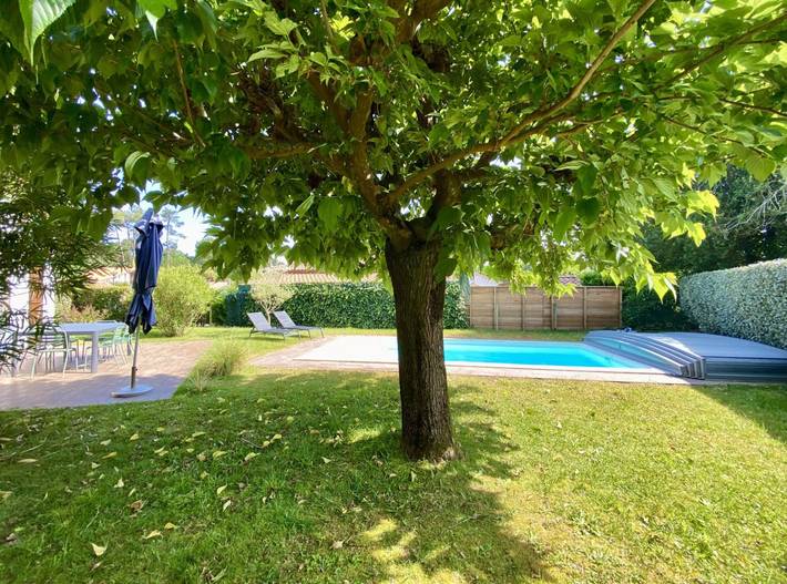 Gîte pour 8 personnes, avec piscine ainsi que jardin et terrasse à Capbreton - 2