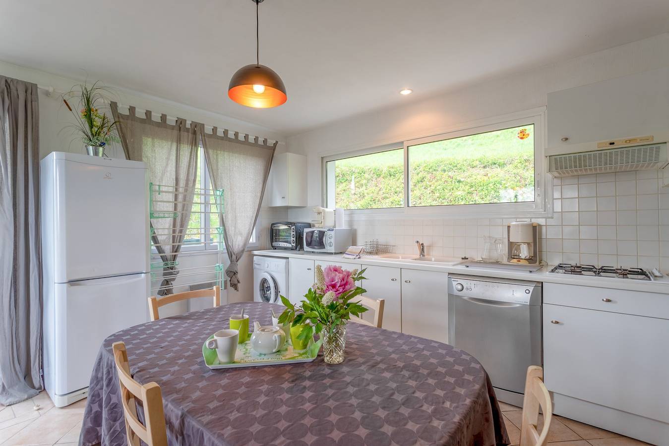Maison Camille - Gîte cosy à 10 min de Lourdes, terrasse, cheminée, parking privé in Artigues (Hautes-Pyrénées), Hautes-Pyrénées