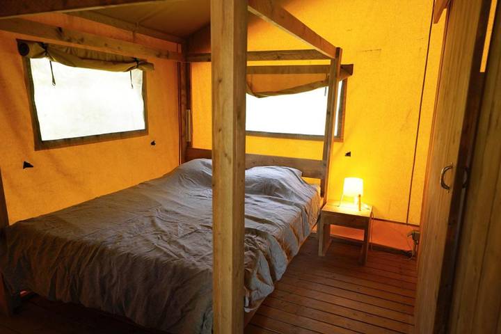 Tente pour 6 personnes, avec vue et vue sur le lac ainsi que jardin et terrasse dans le Gers - 4