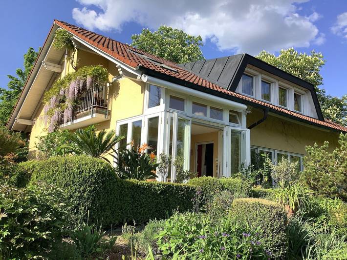 Ferienwohnung für 2 Personen, mit Pool und Garten sowie Sauna, kinderfreundlich in Bad Dürrheim - 3