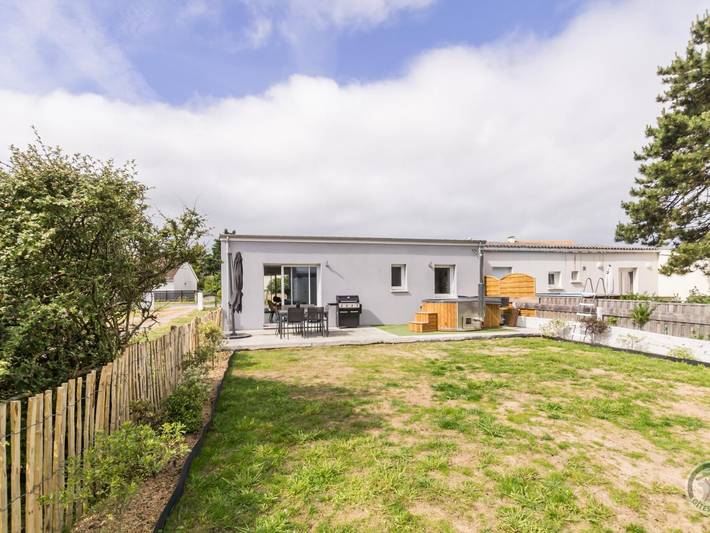 Gîte pour 6 personnes, avec jardin, animaux acceptés à Saint-Jean-de-la-Rivière - 4