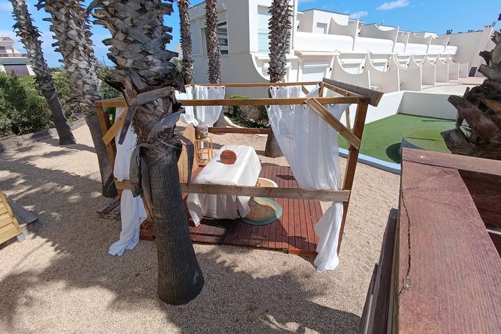 Gîte pour 2 personnes, avec jacuzzi et terrasse ainsi que piscine et jardin dans Cap d'Agde naturiste - 4