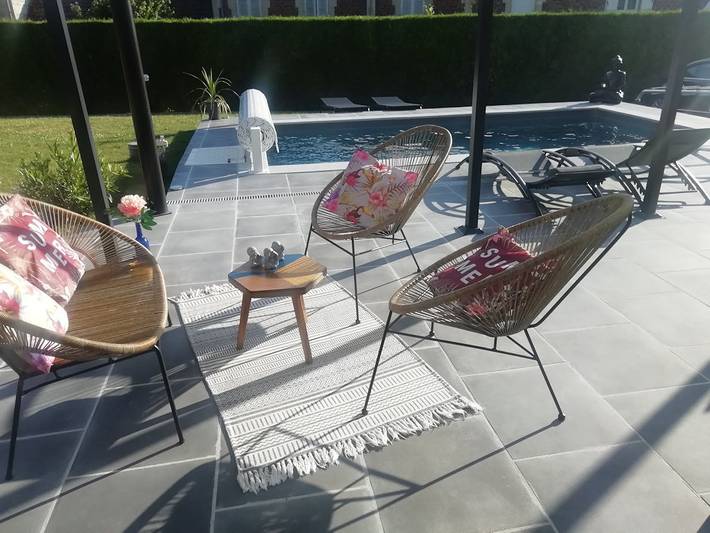 Chambre d’hôte pour 2 personnes, avec jardin et piscine dans Oise