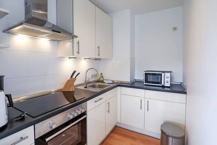 Ferienwohnung für 3 Personen, mit Balkon und Sauna sowie Ausblick, mit Haustier in Sahlenburg - 4
