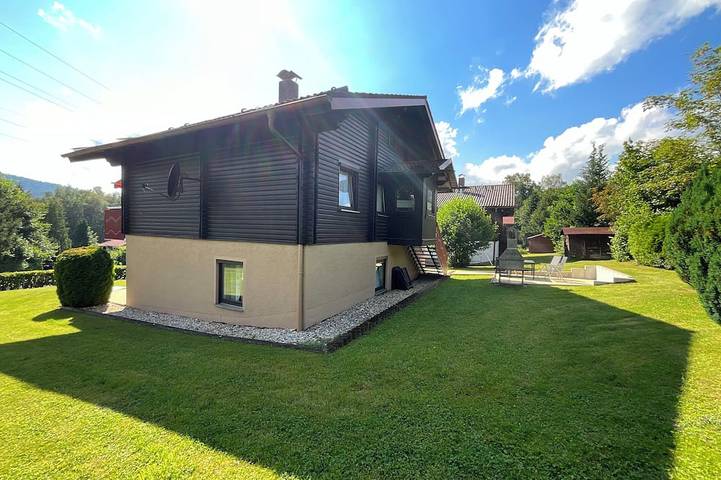 Ferienpark für 13 Personen, mit Balkon und Garten