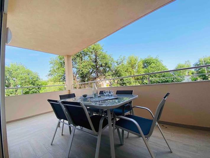 Appartement de vacances pour 4 personnes, avec terrasse, animaux acceptés