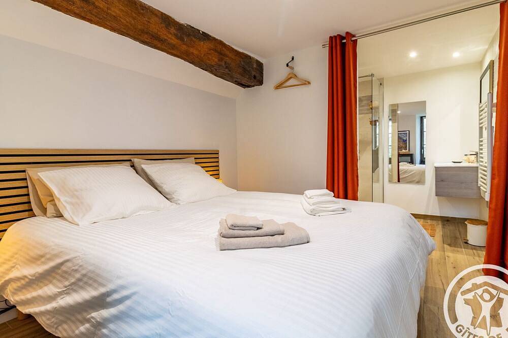 Gîte charmant entre Loire et Layon, terrasse, jardin, parking, proche d'Angers, idéal pour couples in Rochefort-sur-Loire, Région d'Angers