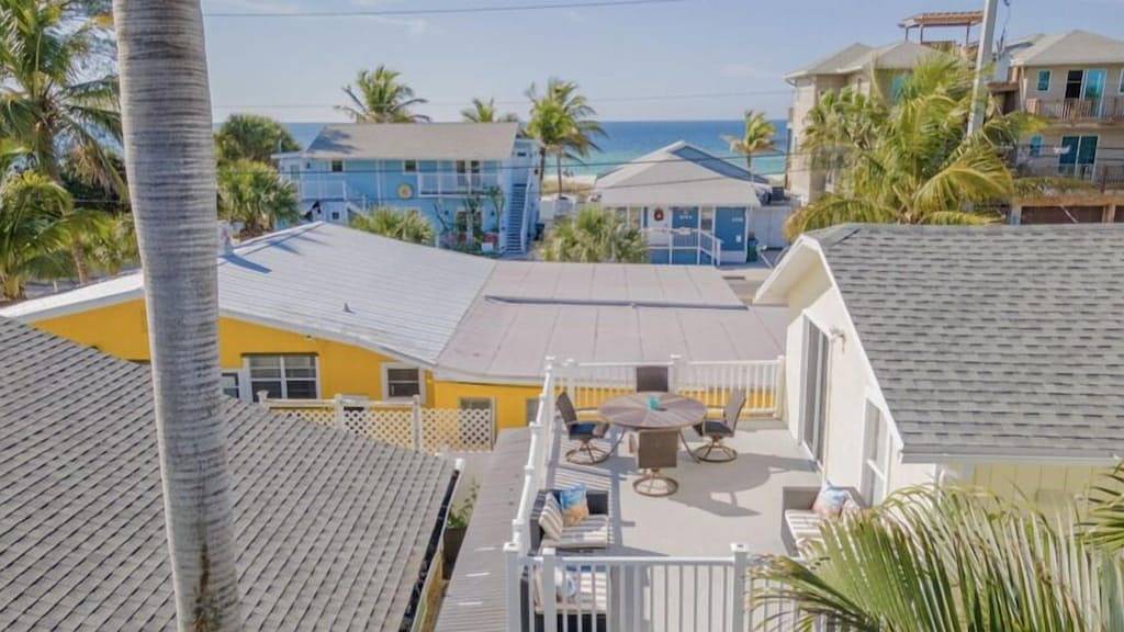 Ganze Wohnung, Lovely 1 bedroom with partial water view in Bradenton Beach, Anna Maria Island