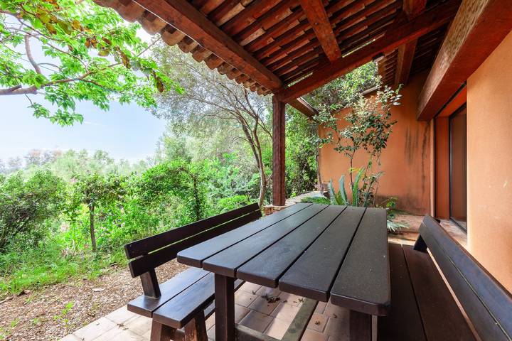 Casa vacanze 'Cecile' con vista mare, giardino condiviso e balcone in Carqueiranne, Costa mediterranea (Francia)