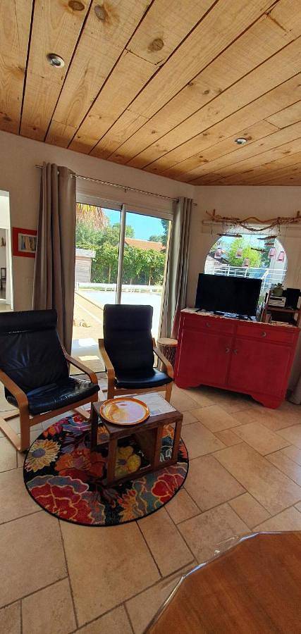 Gîte pour 3 personnes, avec piscine ainsi que vue et jardin à Le May-sur-Èvre - 4