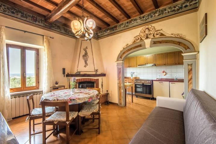 Ganze Wohnung, Apartment "Casa Vacanze del Borgo" mit Garten und Wlan in Montalcino, Orciatal