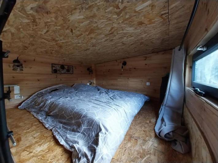 Gîte pour 4 personnes, avec terrasse et vue sur le lac à Saint-Michel-de-Chavaignes - 2