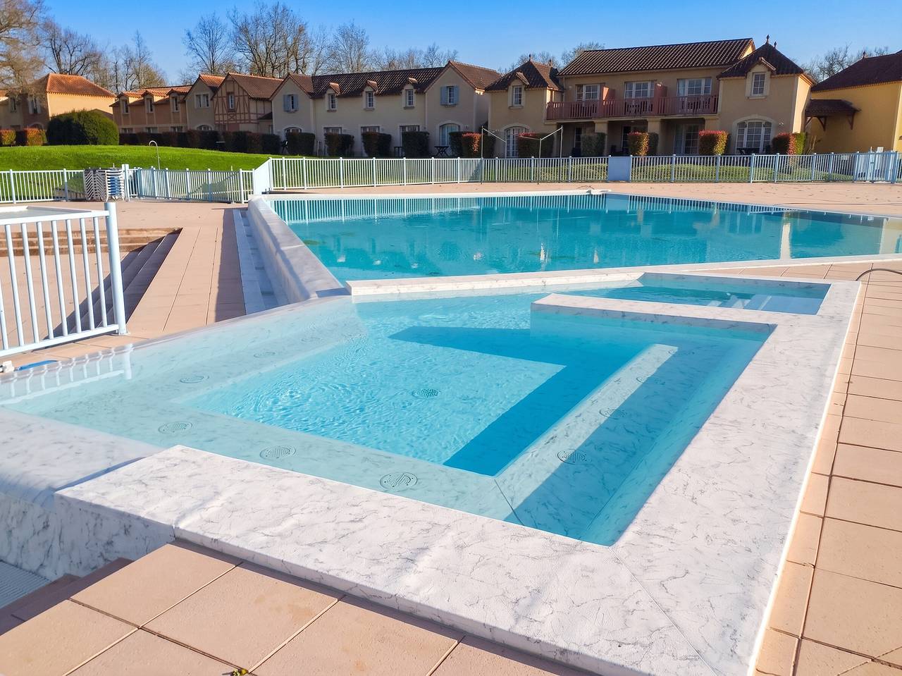 Apartamento entero, Acogedor apartamento en Monflanquin, 31 m² con piscina in Monflanquin, Región de Villeneuve-sur-Lot