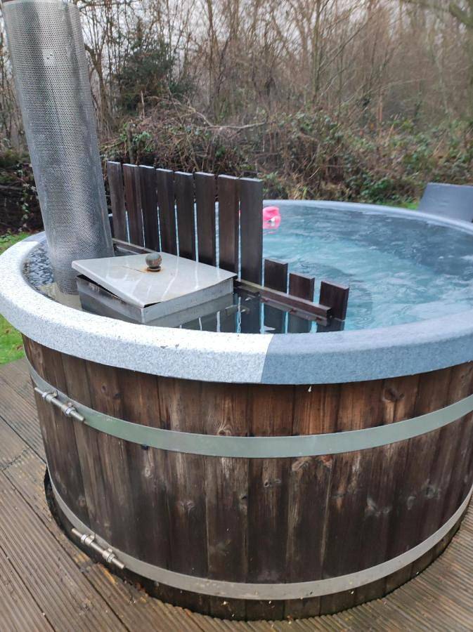 Location de vacances pour 12 personnes, avec jardin et jacuzzi dans Cul-des-Sarts - 4