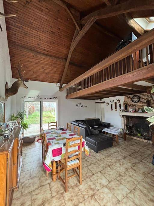 Location de vacances pour 2 personnes, avec terrasse et jardin à Saint-Bonnet-Tronçais - 3