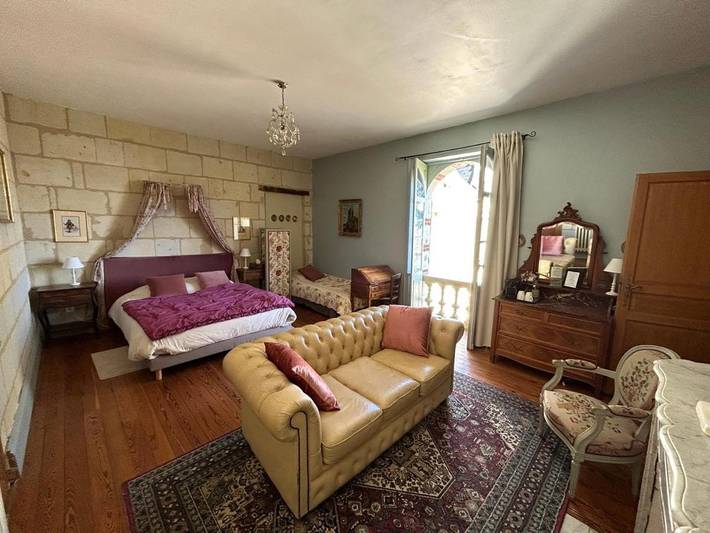 Chambre d’hôte pour 2 personnes, avec Balcon et Jacuzzi ainsi que Terrasse et Jardin à Le Thoureil
