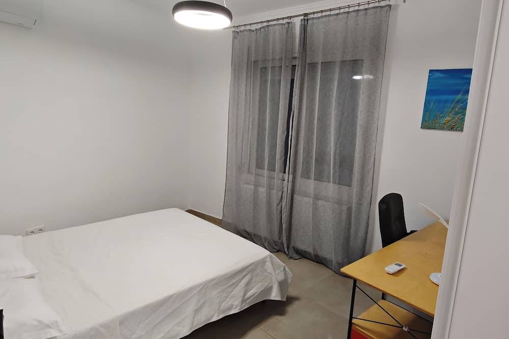 Geheel appartement, 3-bedroom condo in phenomenal Kavala with Ac and comfort in Kavala, Regio Kavala