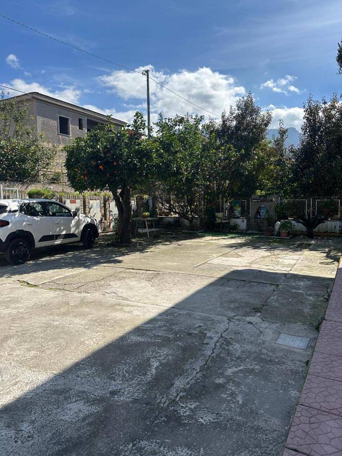 In famiglia appartamento con parcheggio gratuito vicino agli Scavi di Pompei e Costiera Amalfitana - ideale per gruppi e famiglie in Sant'Egidio del Monte Albino, Costa tirrenica Campania