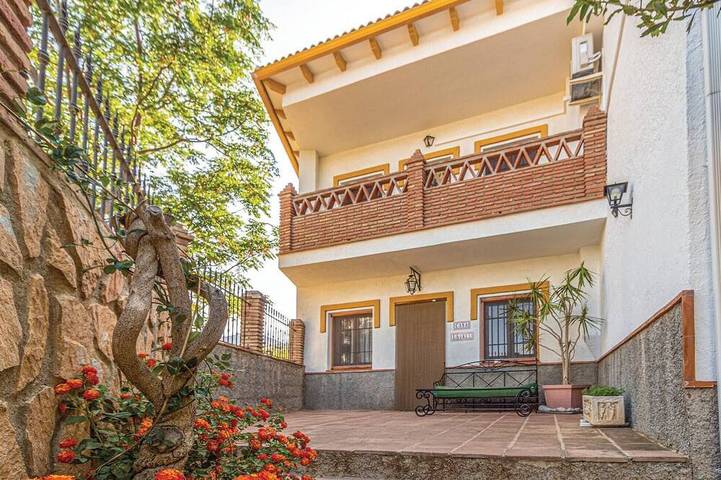 Atemberaubendes Haus mit 9. in Periana, Málaga Provinz