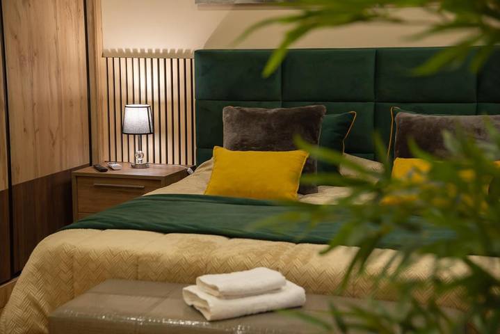 Casas e apartamentos de temporada para 4 pessoas, com vista e terraço e ainda jardim, com animais de estimação em Chaves