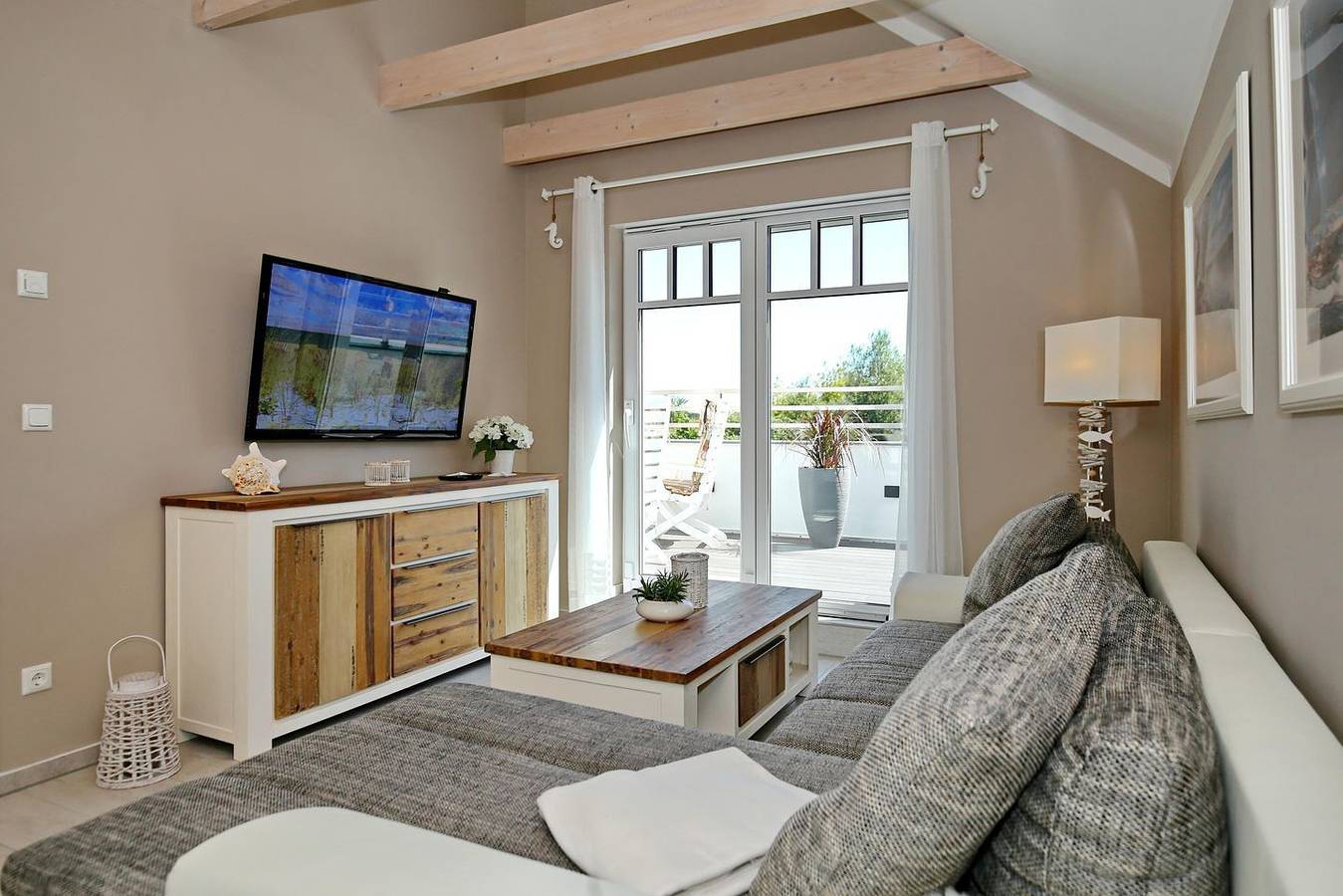 Ganze Wohnung, 3 Zimmer, Balkon & Komfort für 4 Personen und Hund in Wittenbeck, Bad Doberan & Umland