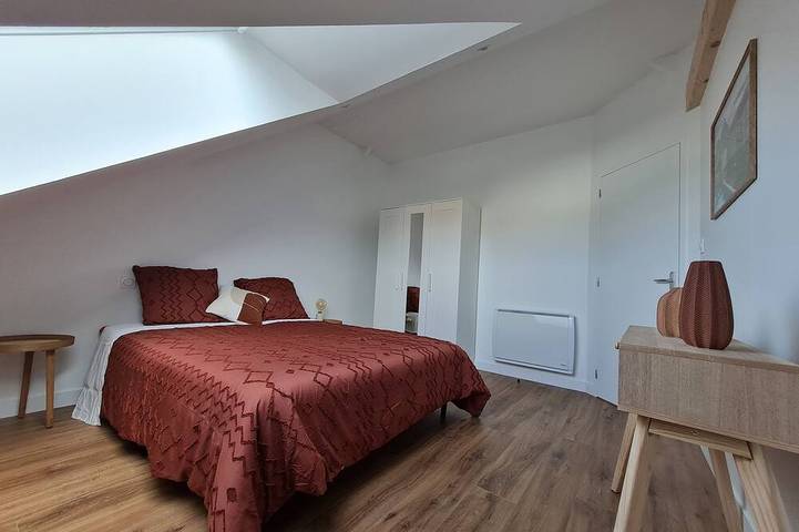 Gîte pour 4 personnes, avec jardin à Fougères - 2
