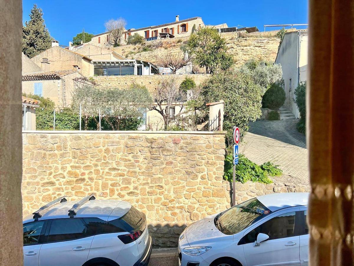 Appartement entier, Lou Miradou 2 - Vieux village médiéval, Cosy, Clim, 2 personnes in Miramas, Côte méditerranéenne (France)